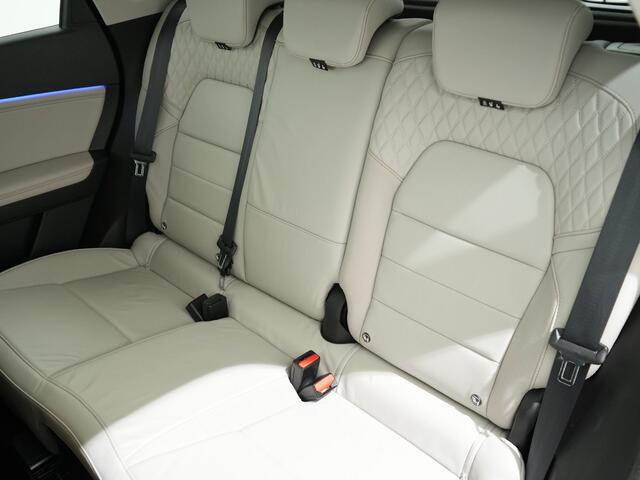 Renault CAPTUR 1.6 E-TECH PHEV 160PK INITIALE PARIS | Trekhaak | Leder | 360 Camera