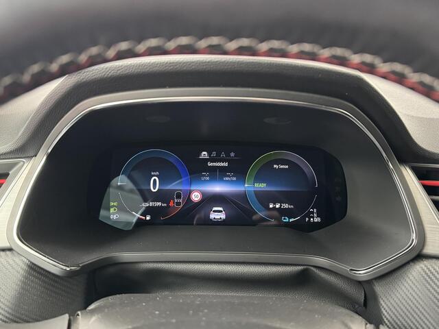 Renault CAPTUR 1.6 E-Tech Plug-in Hybrid 160 R.S. Line | Stoelverwarming | Adaptive Cruise Control | Navigatie | Achteruitrijcamera |
