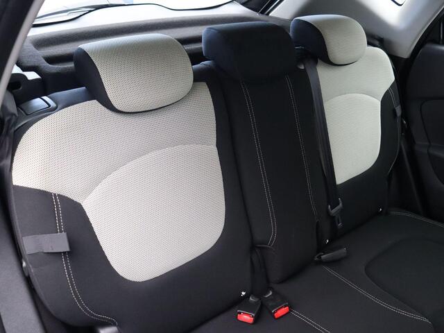 Renault CAPTUR TCe 90pk Limited | Trekhaak | Cruise control | Airco |