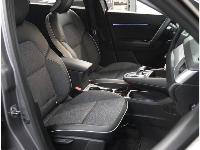 Renault CAPTUR 1.3 TCe 140PK Intens | 1ste eigenaar | AppleCarPlay/AndroidAuto | Armsteun | 360'Camera | Cruise Control | Keyless | Navigatie | AUTOMAAT | StoelVerwarming | Isofix | LED | Privacy Glass | Two-Tone |