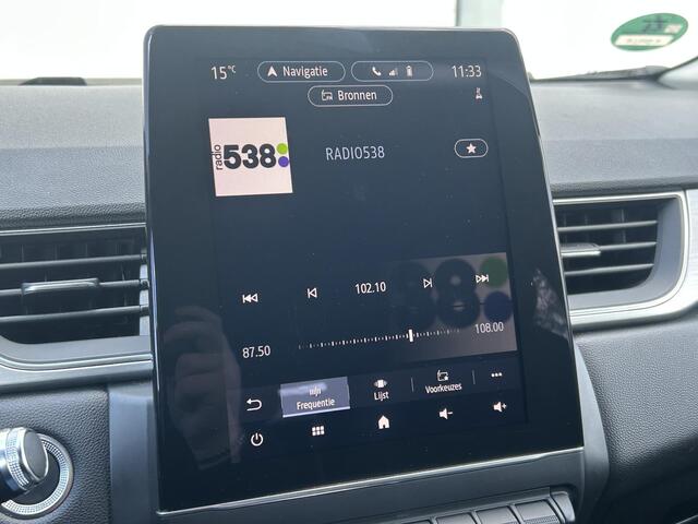 Renault CAPTUR 1.6 E-Tech Plug-in Hybrid 160 Intens / Trekhaak / Achteruitrijcamera / Apple Carplay & Android Auto / 1e Eigenaar / Climate Control / Parkeersensoren / Navigatie /