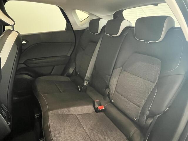 Renault CAPTUR 1.3 TCe 140 EDC Techno | Trekhaak | Navigatie | Climate Control | Cruise Control | Lichtmetalen velgen 17" | Apple Carplay/Android Auto | Parkeersensoren voor, achter en achteruitrijcamera