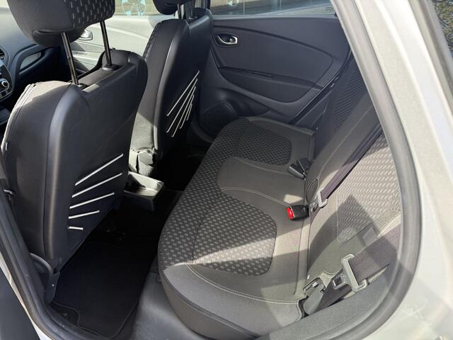 Renault CAPTUR 0.9 TCe Intens ** Navigatie ** Trekhaak ** Facelift