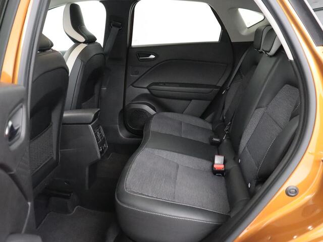 Renault CAPTUR 1.3 TCe 140 Intens | Trekhaak | Carplay | Camera | Half leder | Full LED | Keyless | Climate control | Navigatie | Sfeerverlichting | Cruise control | Bluetooth | Parkeerhulp | Origineel NL