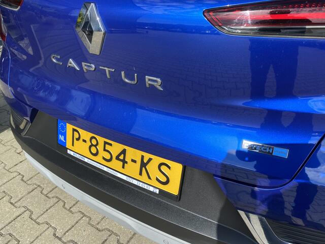 Renault CAPTUR 1.6 E-Tech Hybrid 145 Intens App Connect, Camera & Cruise Control