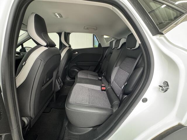 Renault CAPTUR 1.3 TCe 130 Intens | Automaat | Stoelverwarming | Achteruitrijcamera | Navigatie |