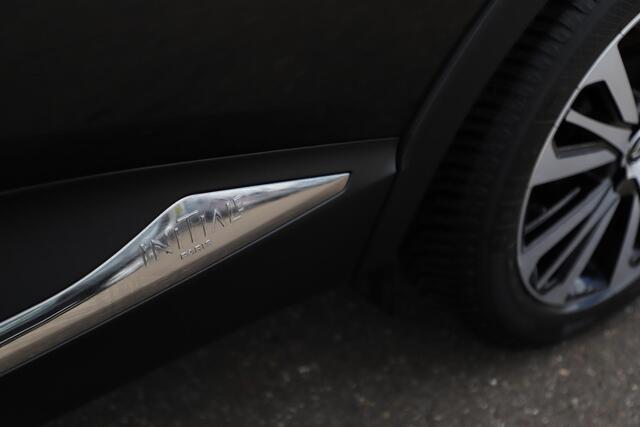 Renault CAPTUR 1.2 TCe Initiale Paris BOSE Lederen Bekleding Navigatie Achteruitrijcamera LED Stoelverwarming