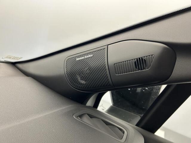 Renault CAPTUR 1.8 E-Tech full hybrid 160 esprit Alpine HARMAN KARDON SOUND/ 360GR CAMERA/ ACTIVE DRIVER + PARKING ASSIST/ ETC... RIJKLAAR!
