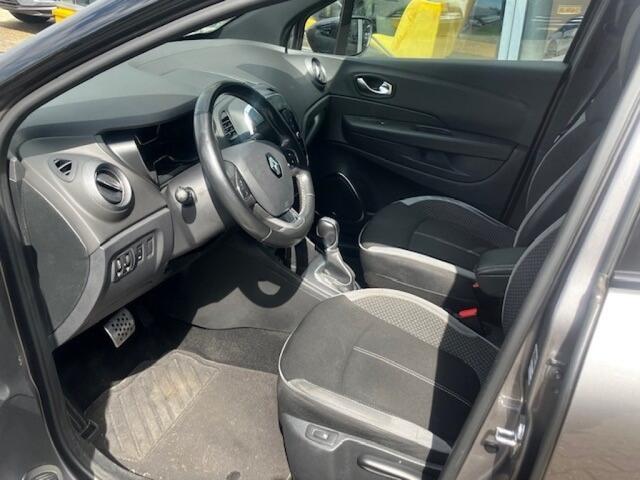 Renault CAPTUR 1.2 TCe Bose - Navi - Apple/Android - camera - stoel verwarming