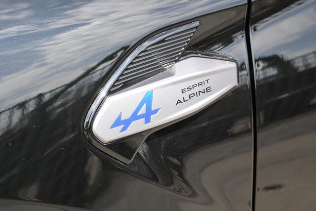 Renault CAPTUR E-Tech full hybrid 145 esprit Alpine | SCHUIF/KANTELDAK | HARMAN-KARDON | 360 CAMERA | STUUR/STOELVERWARMING | NAVI | APPLECARPLAY/ANDROIDAUTO | ADAPT. CRUISE CONTROL | CLIMATE CONTROL | PDC | LMV