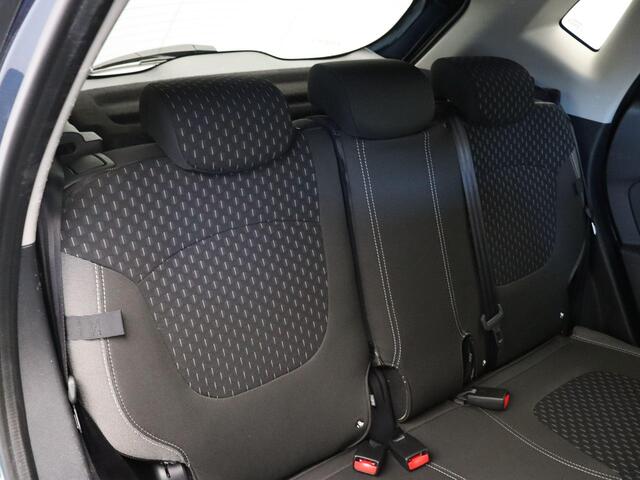 Renault CAPTUR 1.3 TCe Intens | Achteruitrijcamera | Trekhaak | Lichtmetalen velgen 17'' | Cruise control |