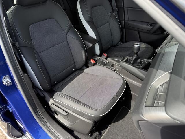 Renault CAPTUR 1.0 TCe 100 Intens | trekhaak | sideskirts | tijdelijk gratis Top Afleverpakket twv Eur 695