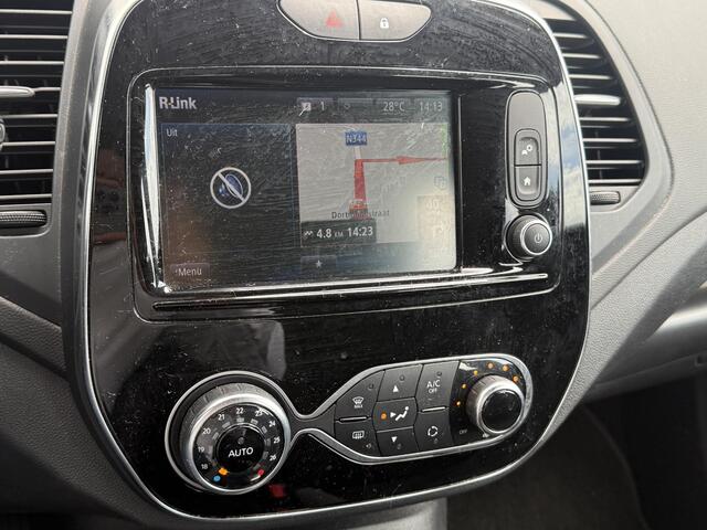 Renault CAPTUR 1.3 TCe 150 EDC Intens | Trekhaak | Navigatie | Climate Control | Cruise Control | Parkeersensoren voor, achter en achteruitrijcamera