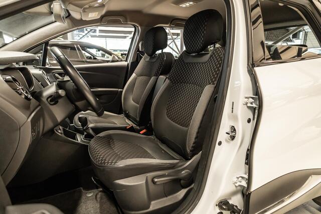 Renault CAPTUR 1.3 TCe Intens Camera | Dodehoek Detectie