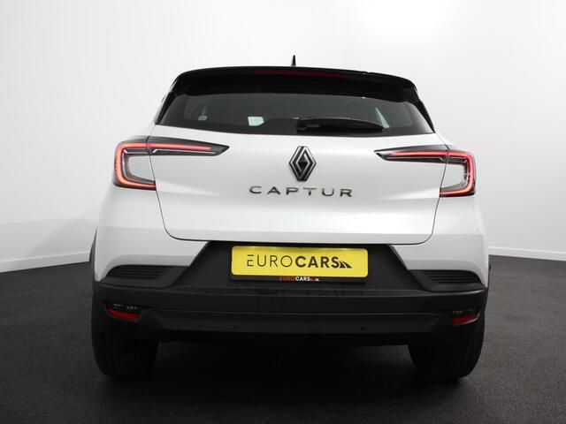 Renault CAPTUR 1.3 MHEV TCe Evolution 160pk Automaat Climate control Cruise control Camera Parkeersensoren achter Verwarmde voorstoelen LED Apple Carplay/ Android Auto