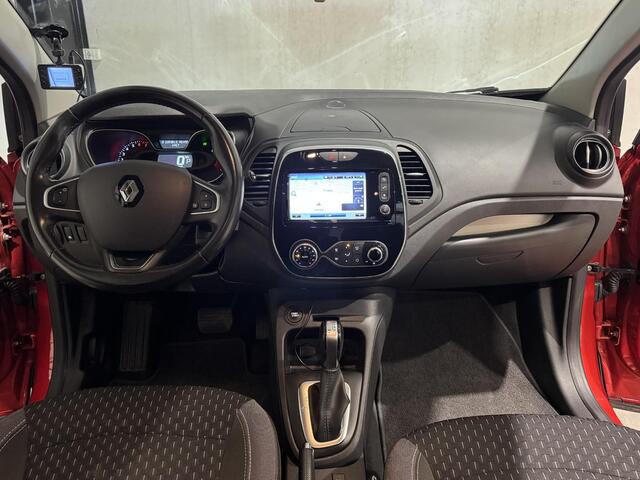 Renault CAPTUR 1.2 TCe Intens Aut. | navi | trekhaak | 49000km | parkeerhulp |