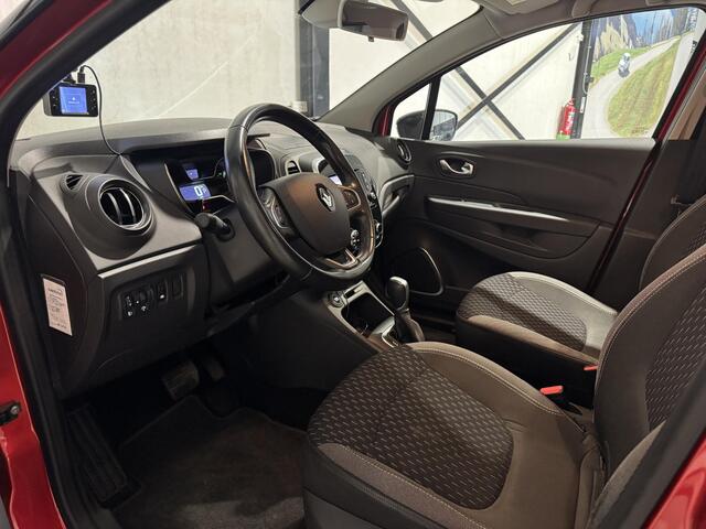 Renault CAPTUR 1.2 TCe Intens Aut. | navi | trekhaak | 49000km | parkeerhulp |