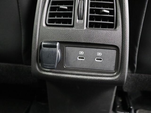 Renault CAPTUR 1.6 E-Tech full hybrid 145 techno | Digitaal dashboard | Achteruitrijcamera | Adaptive Cruise | Grootscherm navigatie |