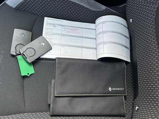 Renault CAPTUR 0.9 TCe Bose / Afneembare Trekhaak / Achteruitrijcamera / Apple Carplay & Android Auto / Climate Control / Parkeersensoren / Cruise Control / Navigatie /