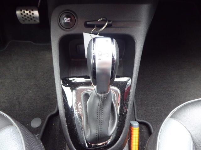 Renault CAPTUR 1.2 TCe AUT Xmod NAVI, CLIMA, CRUISE, PDC, CAMERA, LEER!!