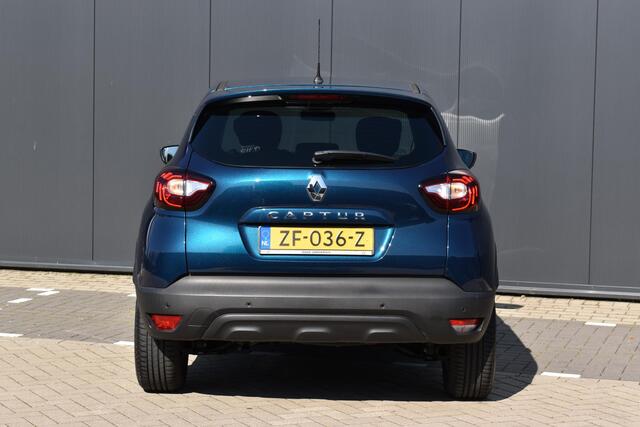Renault CAPTUR TCe Limited NAVI | SENSOREN ACHTER | LM VELGEN | AIRCO | CRUISE CONTROL | KEYLESS ENTRY | DEALERONDERHOUDEN | 1E EIGENAAR | ANDROID AUTO |