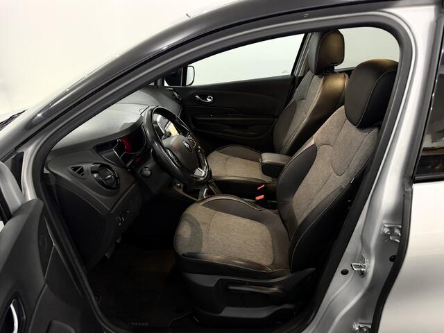 Renault CAPTUR 1.3 TCe Intens Camera, Navi, Cruise control, Keyless start, A start stop, Lichtmetalen velgen, Clima, Radio