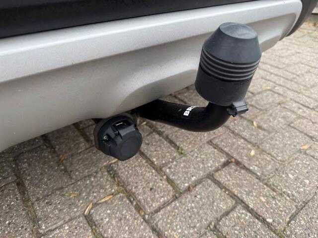 Renault CAPTUR 0.9 TCe Intens*trekhaak*stoelverw*ECC*Navigatie*Apple carplay/android
