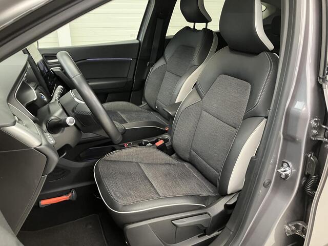 Renault CAPTUR 1.6 E-Tech Plug-in Hybrid 160 Intens / Eerste Eigenaar / Navigatie / Digitaal Dashboard / Camera / Half Lederen Bekleding / Climate Control / Cruise Control / LED Verlichting /