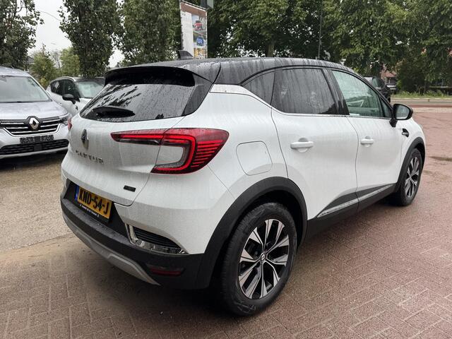 Renault CAPTUR 1.6 E-Tech Hybrid 145 Intens