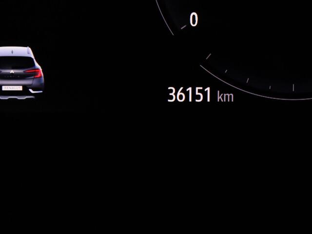 Renault CAPTUR TCe 130 Initiale Paris Rondomzicht camera