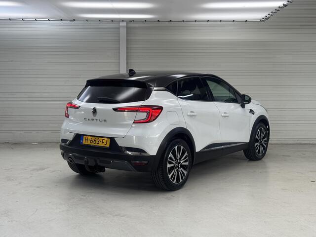 Renault CAPTUR 1.3 TCe 130 Initiale Paris / Eerste Eigenaar / Dealer Onderhouden / Lederen Bekleding / BOSE Audio / Navigatie / Trekhaak 1500 KG / Stoel- en Stuurverwarming / Adaptive Cruise Control / Climate Control /