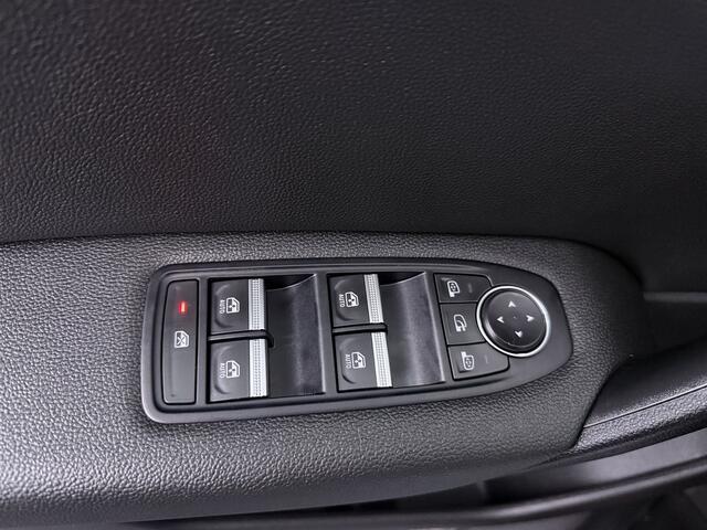Renault CAPTUR 1.3 TCe 140 Intens | Automaat | Trekhaak