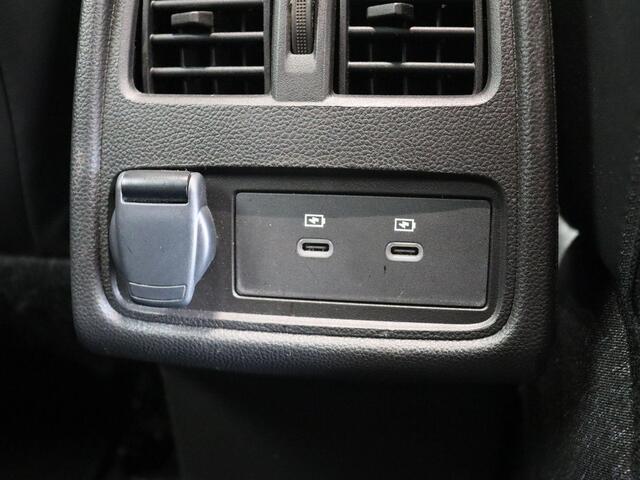 Renault CAPTUR 1.6 E-Tech full hybrid 145 techno | Achteruitrijcamera | Adaptieve cruise control | Digitale Cockpit | Navigatie |