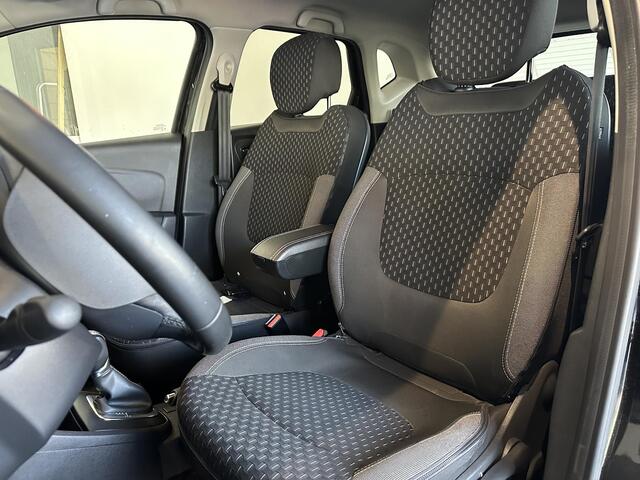 Renault CAPTUR 1.3 TCe Intens AUTOMAAT | ACHTERUITRIJCAMERA | PARKEERSENSOREN ACHTER | NAVIGATIE | CLIMATE CONTROL |