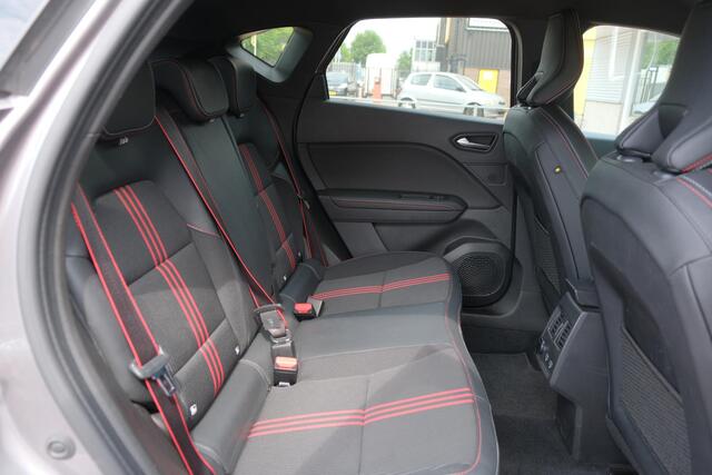 Renault CAPTUR 1.3 TCe 140 R.S. Line | Navi | Climate | Cruise | Camera | PDC | Trekhaak