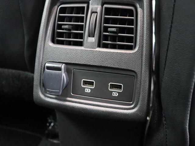 Renault CAPTUR E-Tech Hybrid 145pk Techno | Clima | Groot navi | Achteruitrij camera | LED | Keyless |