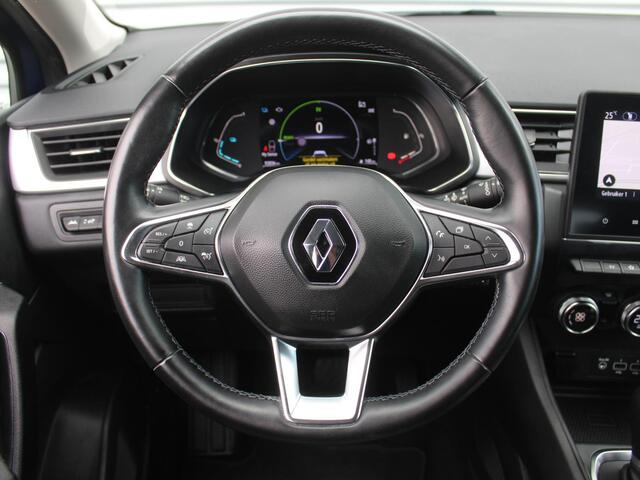 Renault CAPTUR 1.6 E-Tech Hybrid 145 Intens | Trekhaak | Stuurverwarming | Camera | Dodehoek detectie | Cruise adapt. | Telefoonlader | 17" LM | LED | Clima |