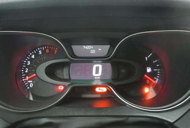 Renault CAPTUR TCe 90 Intens | Climate Control | Cruise Control | Parkeersensoren achter |