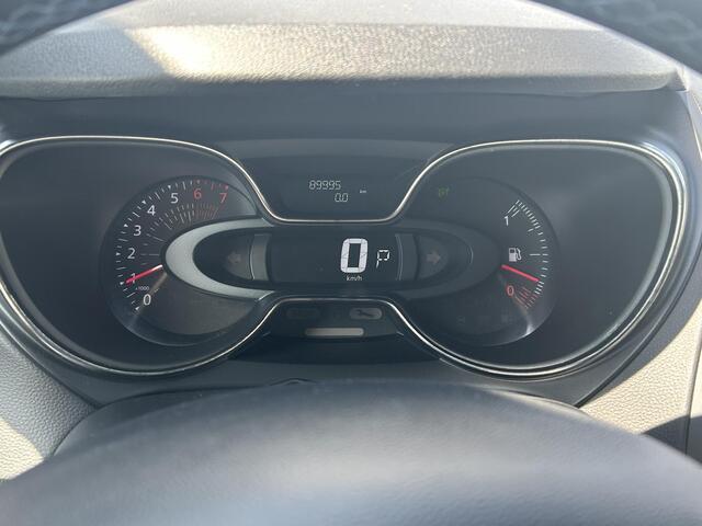 Renault CAPTUR 1.3 TCe Version S (Hoge Instap) | Navigatie | Camera | Stoelverwarming | Climate Control |
