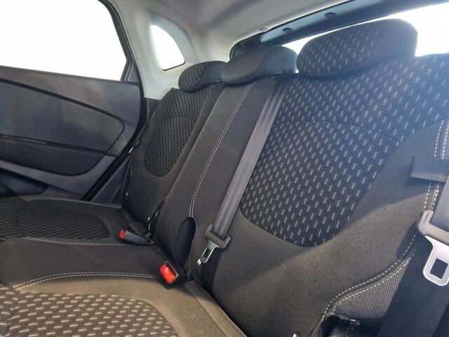 Renault CAPTUR 0.9 TCe Intens | 1E EIGENAAR/DEALER ONDERHOUDEN | ACHTERUITRIJCAMERA | NAVIGATIE | DODEHOEK DETECTIE | PARKEERSENSOREN VOOR & ACHTER |