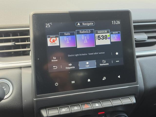 Renault CAPTUR 1.0 Intens / 1e Eigenaar / All Season Banden / Apple Carplay & Android Auto / Achteruitrijcamera / Dealer Onderhouden / Climate Control / Parkeersensoren /