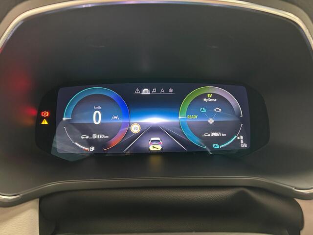 Renault CAPTUR 1.6 E-Tech Hybrid 145 Initiale Paris | Camera | Navigatie | Stoel & Stuurwiel verwarming |