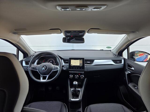 Renault CAPTUR 1.3 TCe 140 Intens / Achteruitrijcamera / Apple Carplay Android Auto / Cruise control / Keyless Entry & Start / Draadloze telefoon lader / Navigatie / Parkeersensoren voor en achter / Climate control /