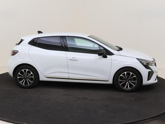 Renault CLIO TCe 90 GPF techno PACK WINTER/ LM VELGEN ZWART/ PRIVACY GLAS/ HAAIENVIN ANTENNE/ ETC... RIJKLAAR!