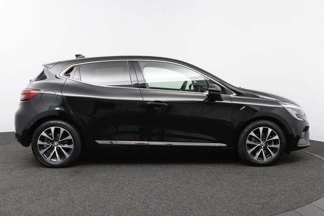 Renault CLIO 1.6 E-Tech Hybrid 145 Techno | Camera | Carplay | All-season banden |