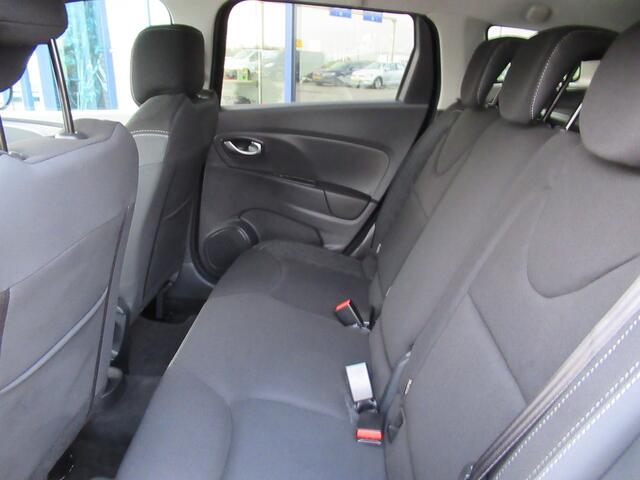 Renault CLIO 0.9 TCe Limited, Navigatie / Cruise control / Climate control / Parkeersensoren achter / 16'' LMV