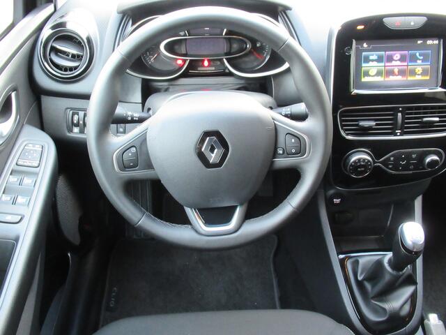Renault CLIO 0.9 TCe Limited, Navigatie / Cruise control / Climate control / Parkeersensoren achter / 16'' LMV