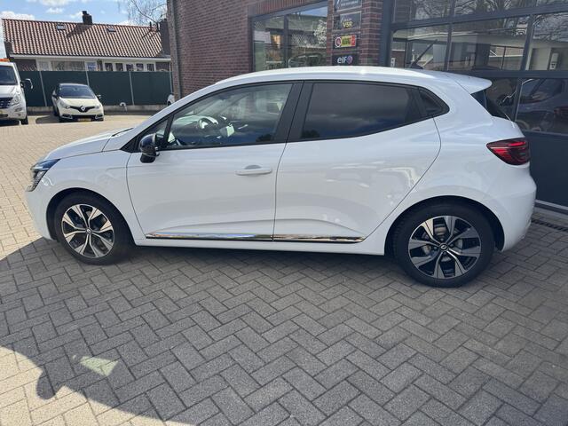 Renault CLIO 1.6 E-Tech Hybrid 145 Evolution