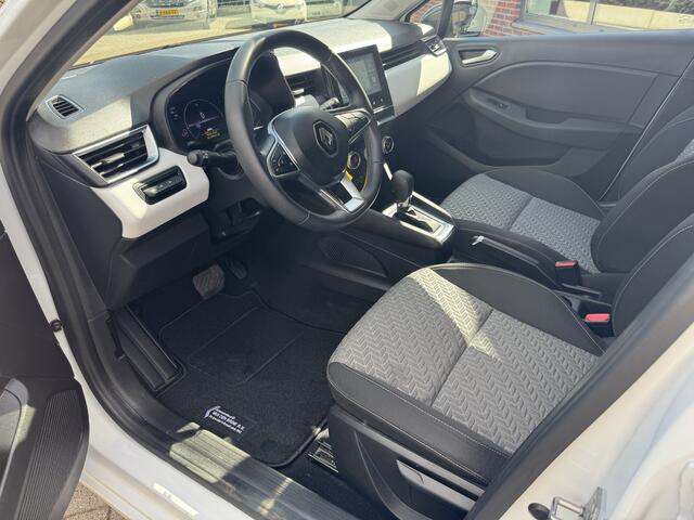 Renault CLIO 1.6 E-Tech Hybrid 145 Evolution