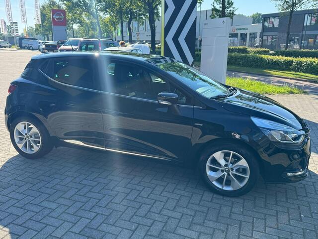 Renault CLIO TCe 90 Limited | Parkeersensoren achter | NL-auto | Navigatiesysteem |